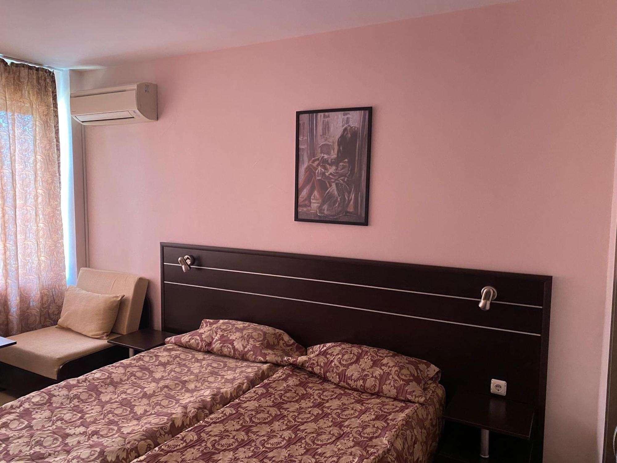 Atol Hotel 3*